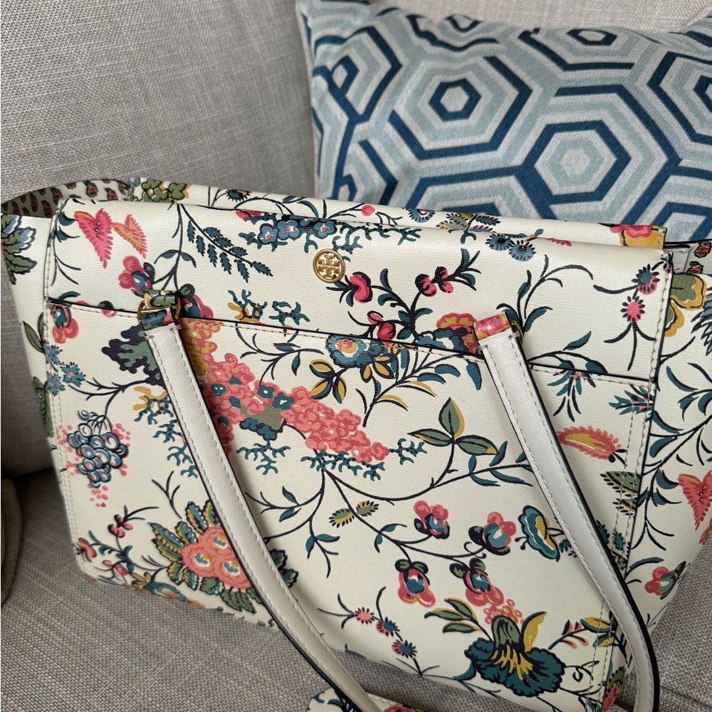 Tory Burch Parker floral tote - Picture 3 of 17